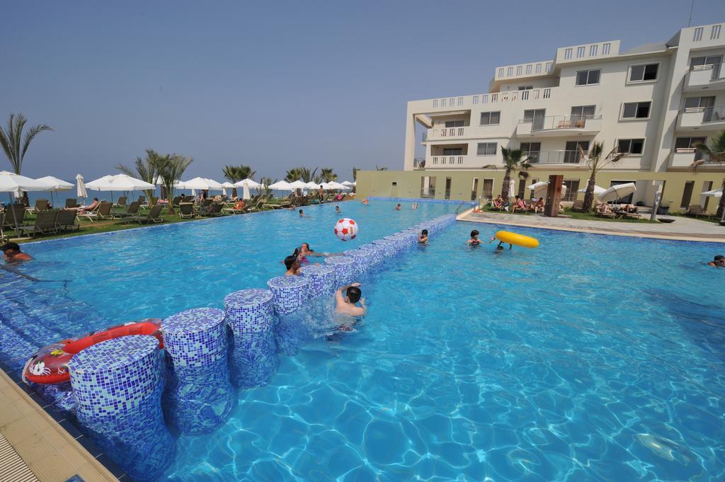 Hotel Capital Coast And 4*